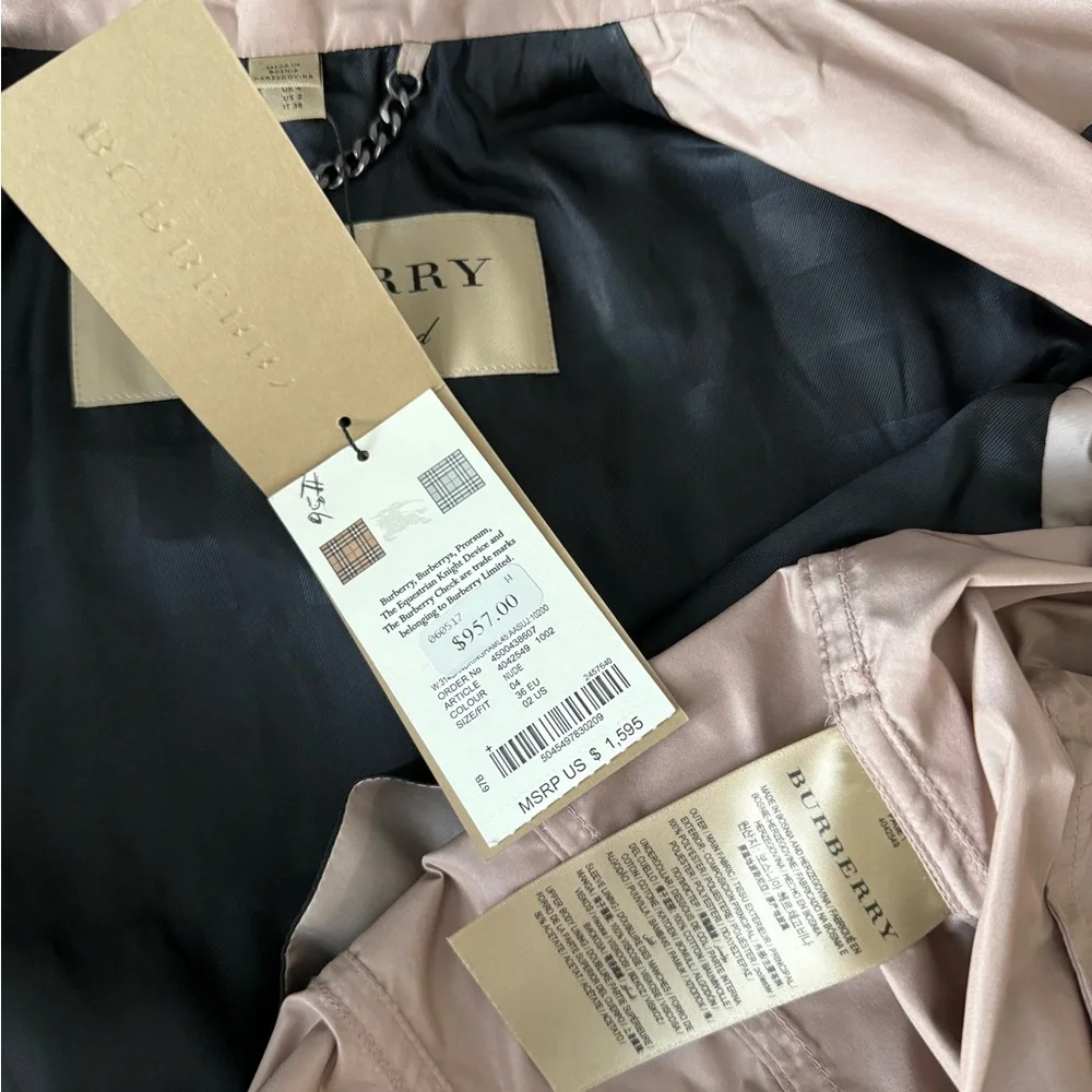 New Burberry Trench Coat Size 2 - Picture 15 of 16